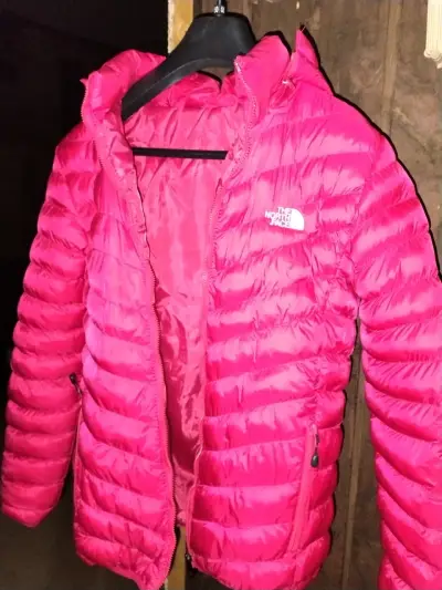 Chaqueta acolchada The North Face fucsia - miniatura 4