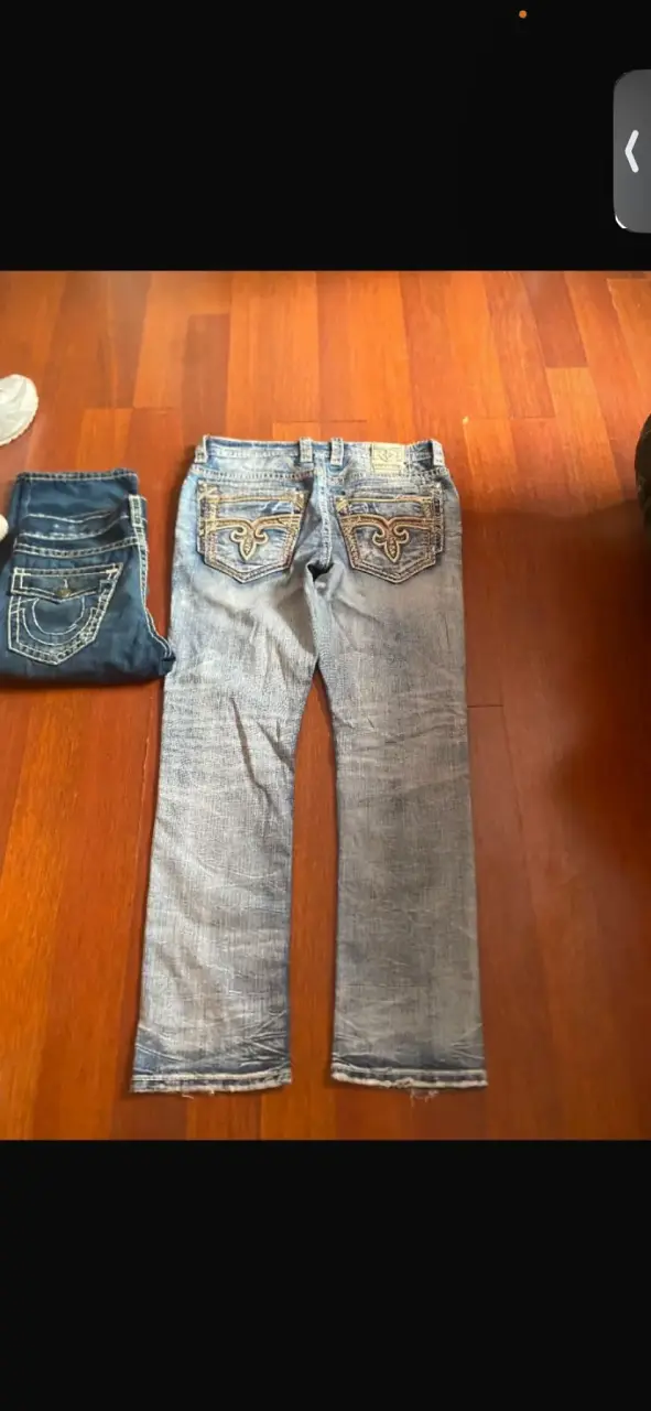 Jeans de mezclilla (Rock revivals) - 1