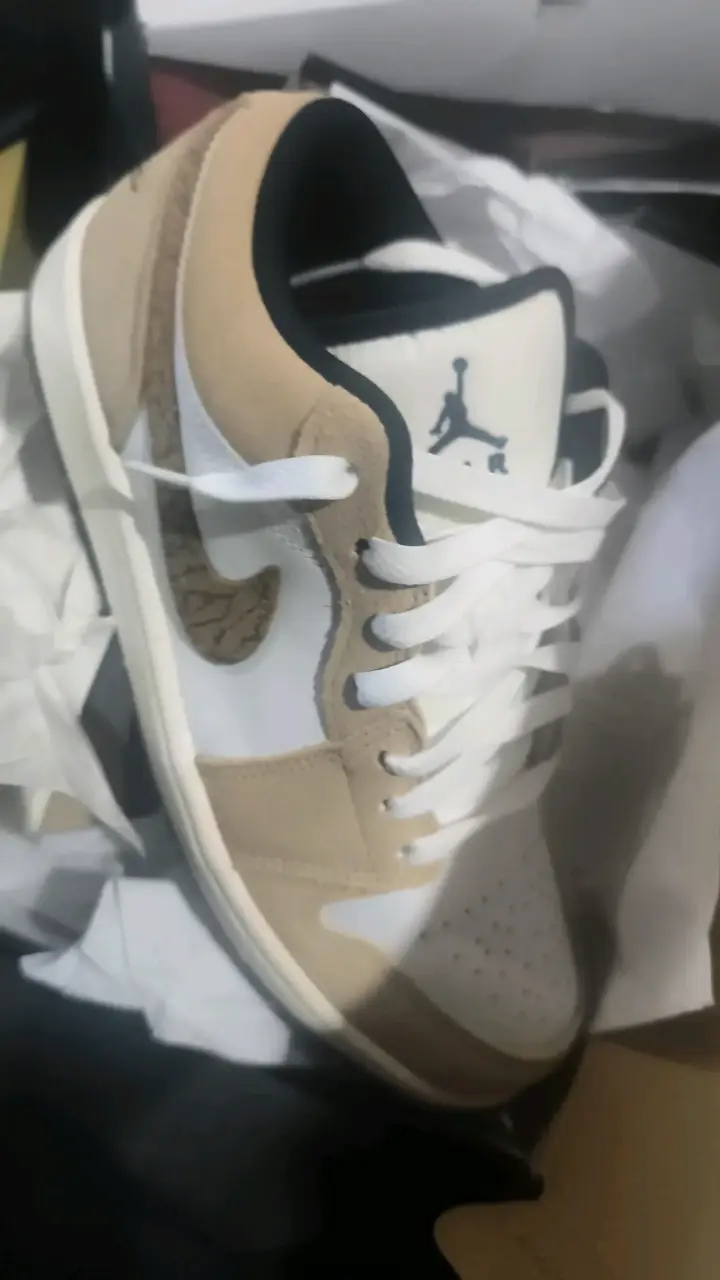 Zapatillas deportivas Nike Air Jordan beige