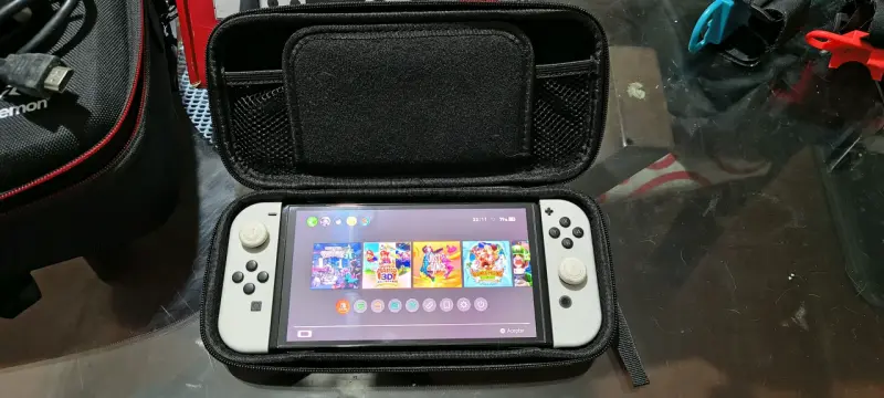 Nintendo Switch OLED Desbloqueada 256GB - Completa - 6