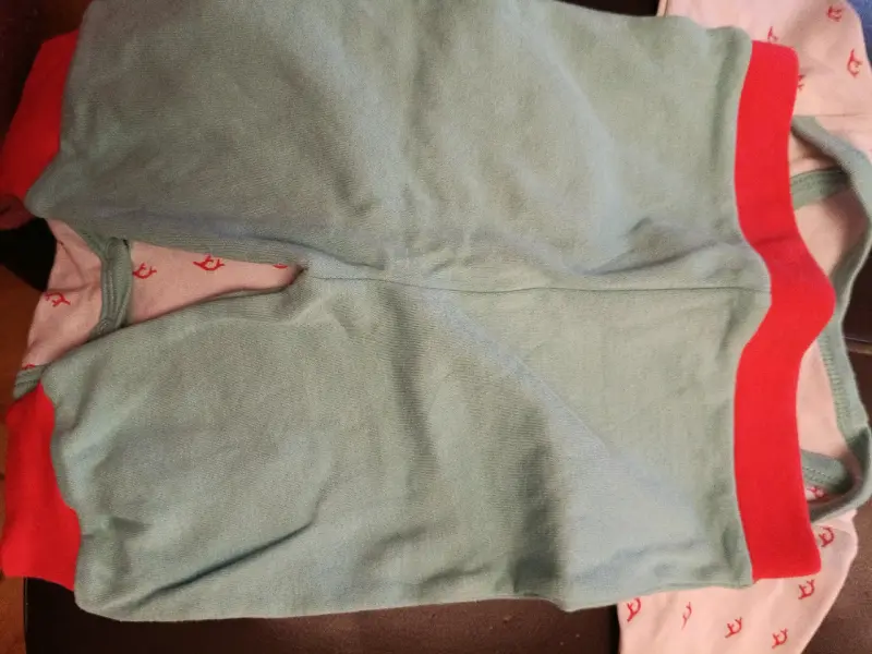Conjunto de ropa para bebé con gorro - 5