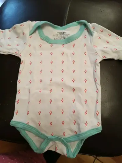 Conjunto de ropa para bebé con gorro - miniatura 6