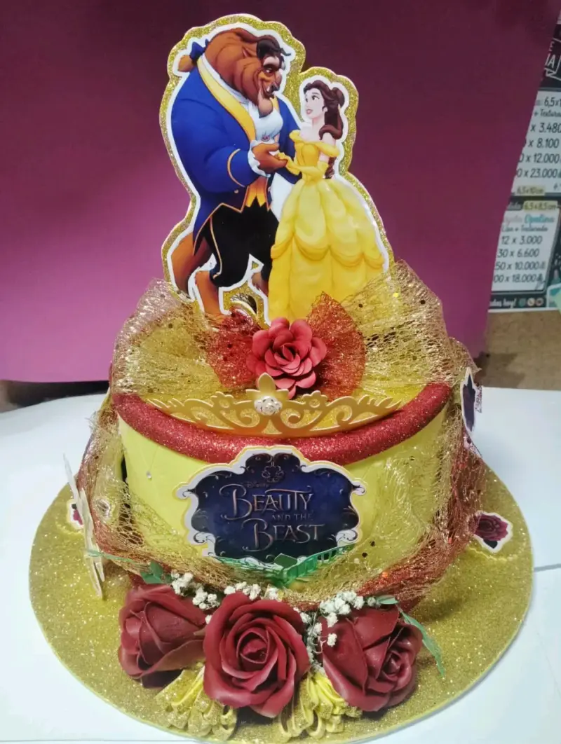 Sombrero de La Bella y la Bestia - 1
