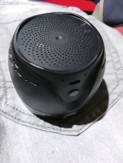 Parlante portátil D-Tech negro - miniatura 2