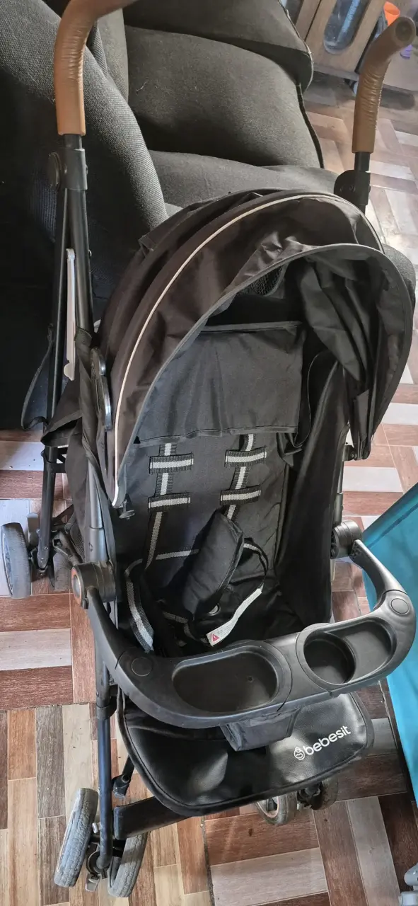 Coche de paseo Bebesit plegable negro - 1