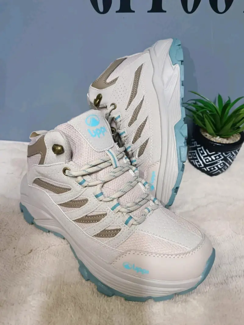 Zapatillas deportivas Upp blancas y celestes - 1