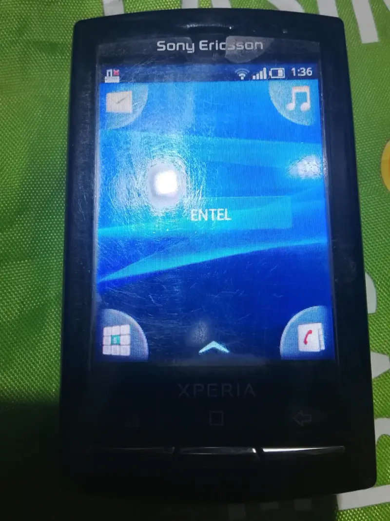 Sony Ericsson Xperia con teclado deslizable - 2