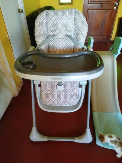 Silla de comer Infanti plegable - miniatura 1
