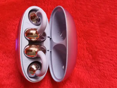 Auriculares inalámbricos con estuche LED - miniatura 2