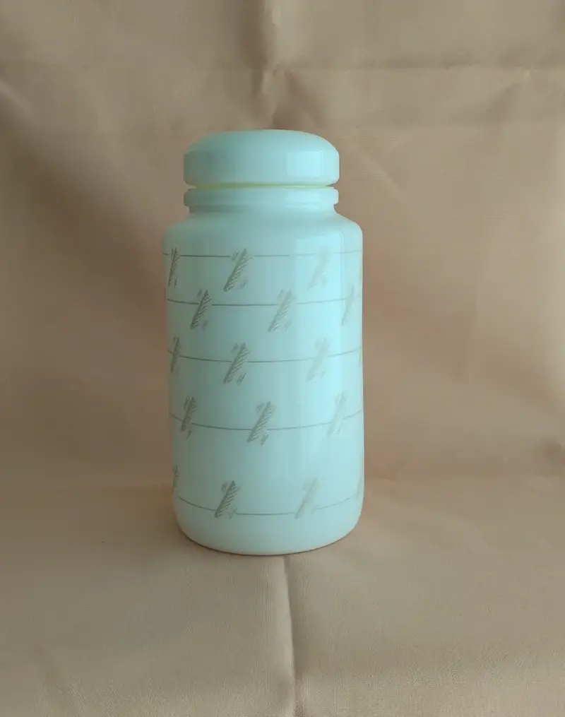 Frasco Milk Glass Vintage - 1