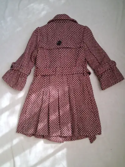 Abrigo estampado con cinturón para mujer - miniatura 4