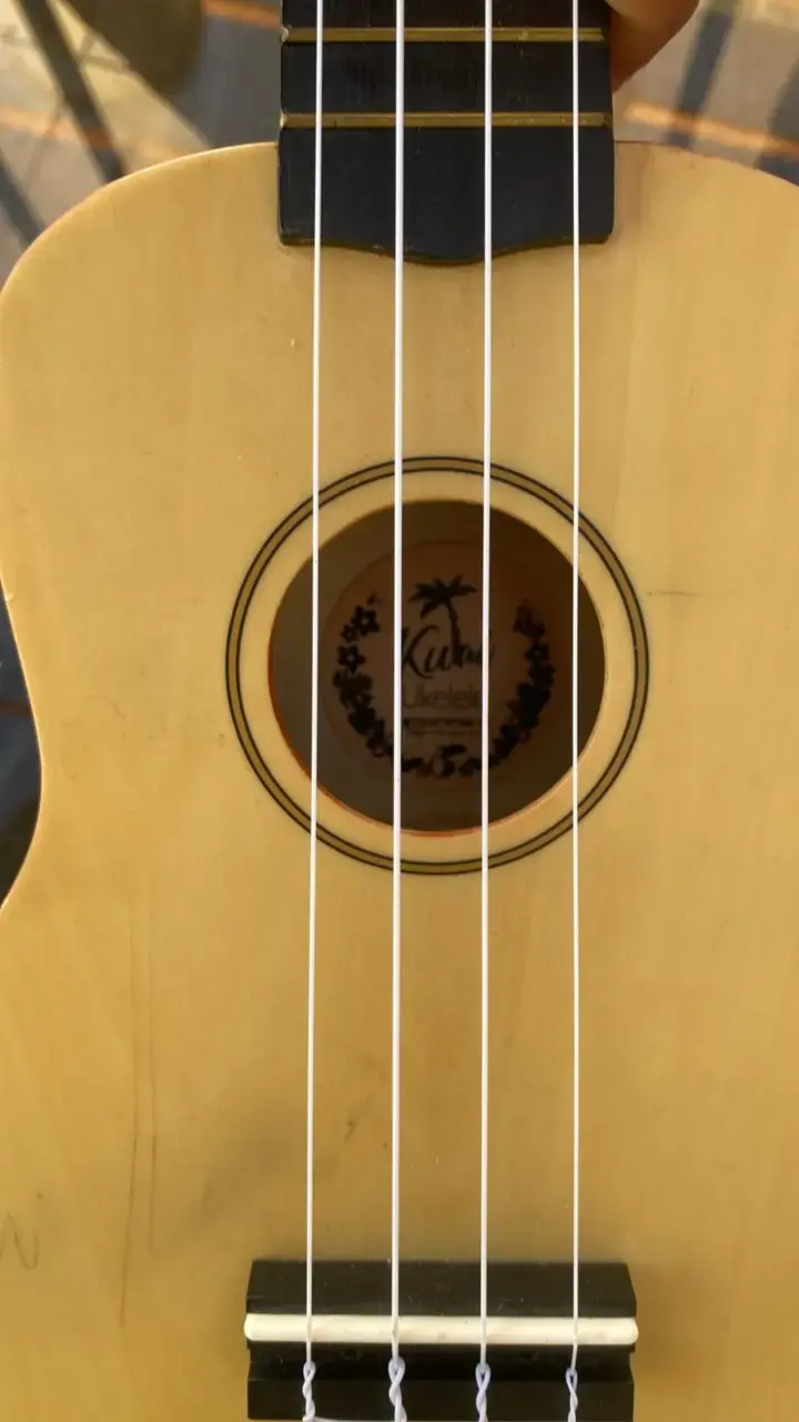 Ukulele soprano Kuai de madera - 2