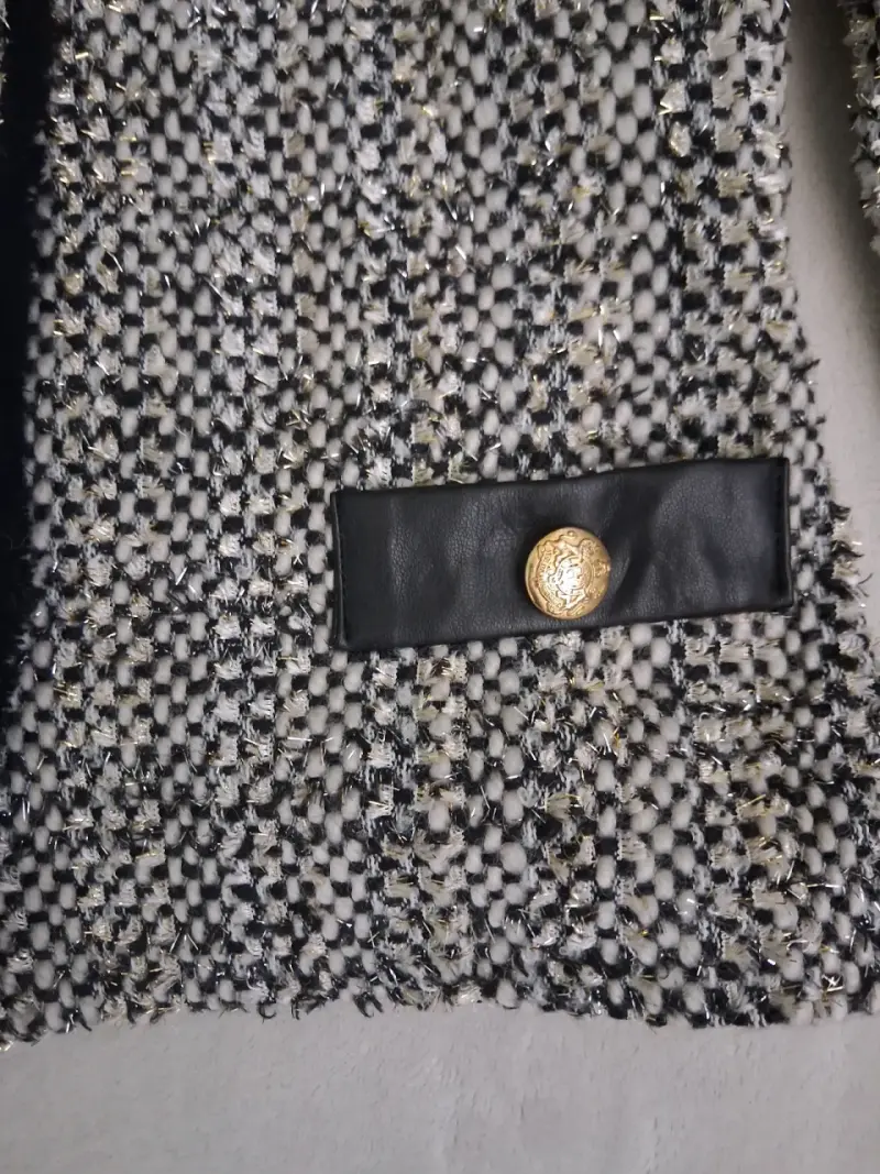 Chaqueta de tweed con botones dorados - 2