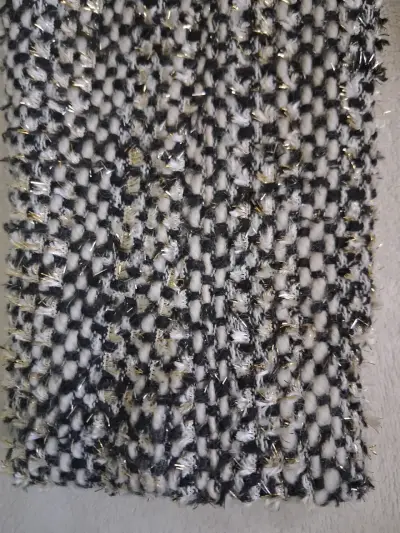 Chaqueta de tweed con botones dorados - miniatura 3