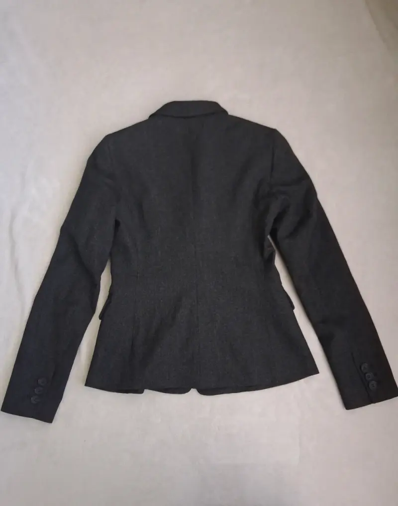 Blazer negro elegante para mujer - 2