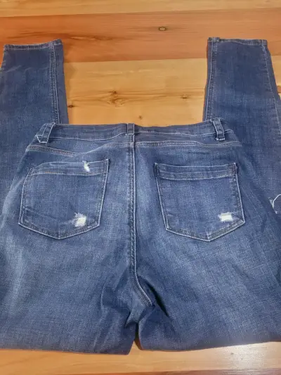 Jeans Moto desgastados para mujer - miniatura 3
