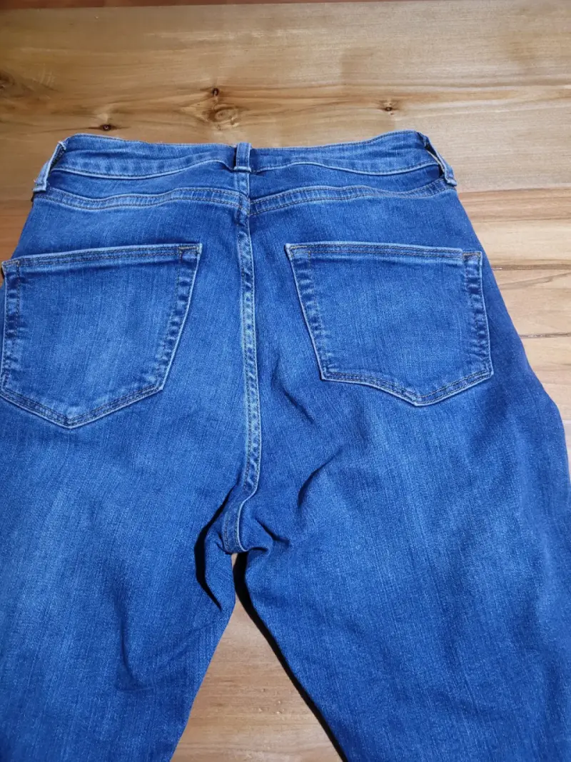 Jeans azul clásico para mujer - 2