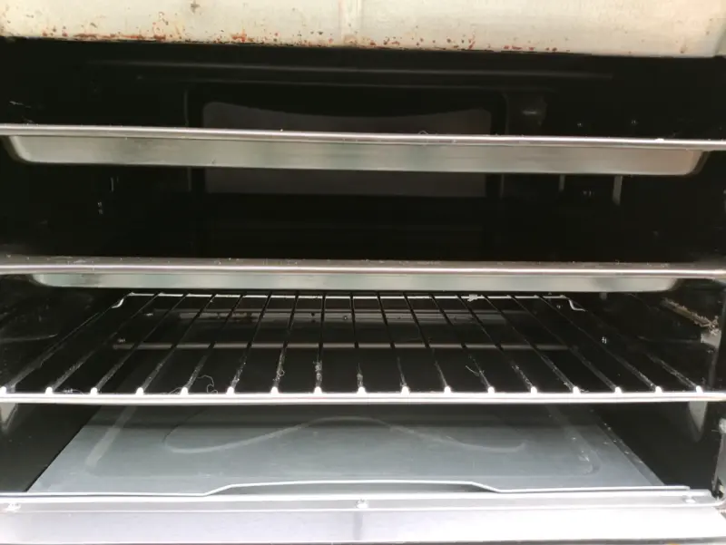Horno eléctrico en buen estado - 1