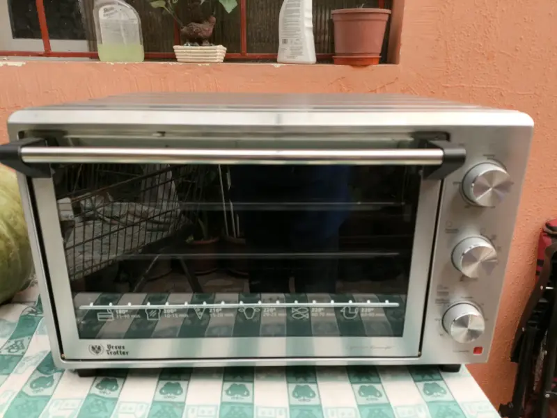 Horno eléctrico en buen estado - 3