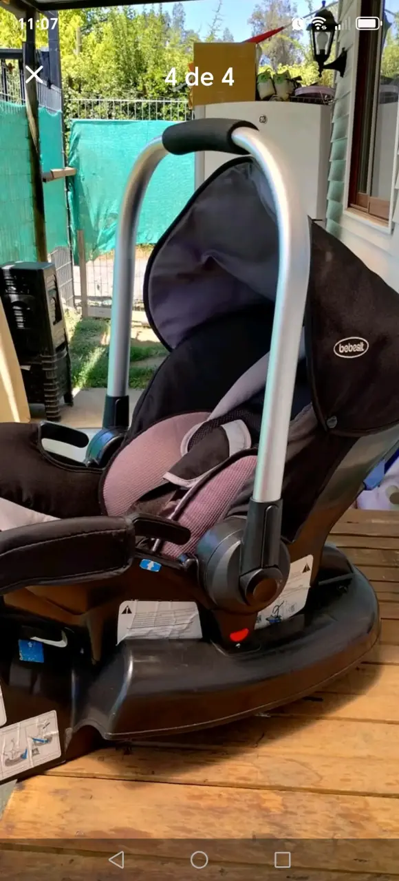Silla de auto para bebé Bebesit con base - 2