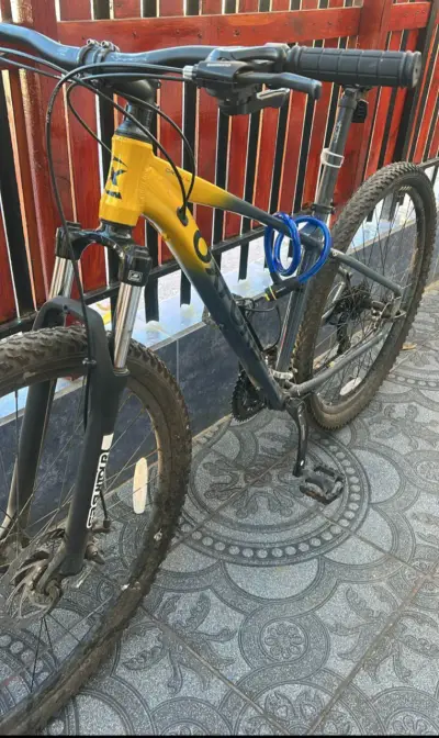 Bicicleta Oxford montaña amarilla y negra - miniatura 4