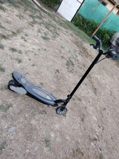 Scooter eléctrico Scoot plegable negro - miniatura 3