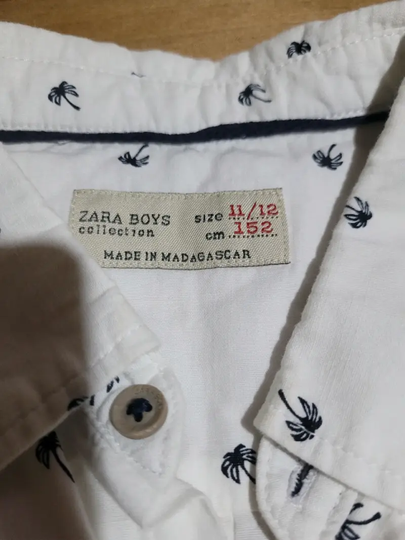 Camisa blanca con estampado de pájaros - 3