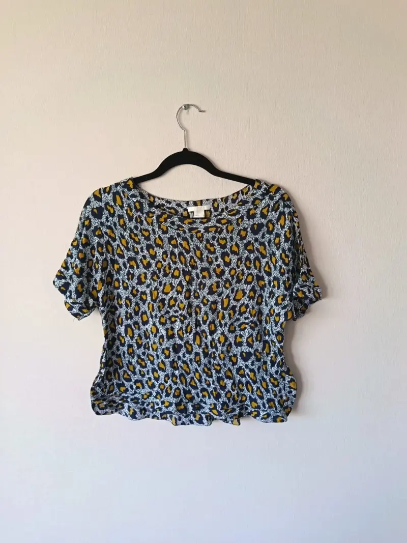 Blusa estampada de leopardo para mujer