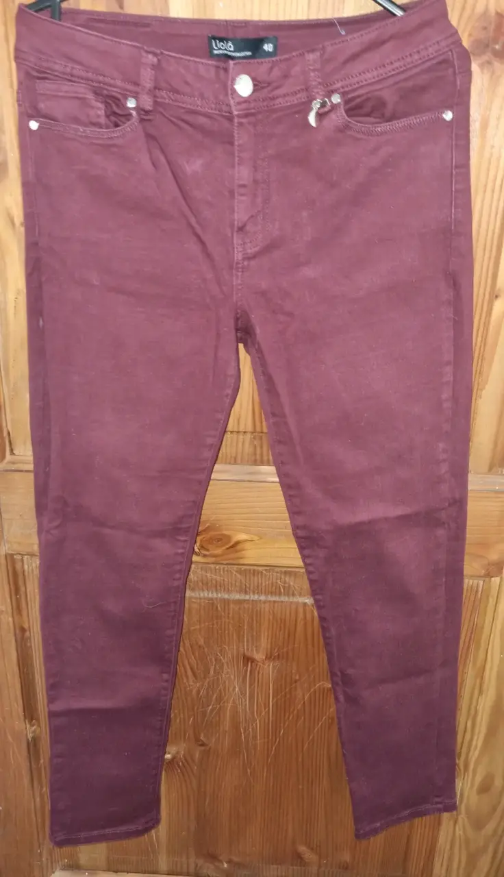 Pantalones burdeos Liola talla 40 - 1