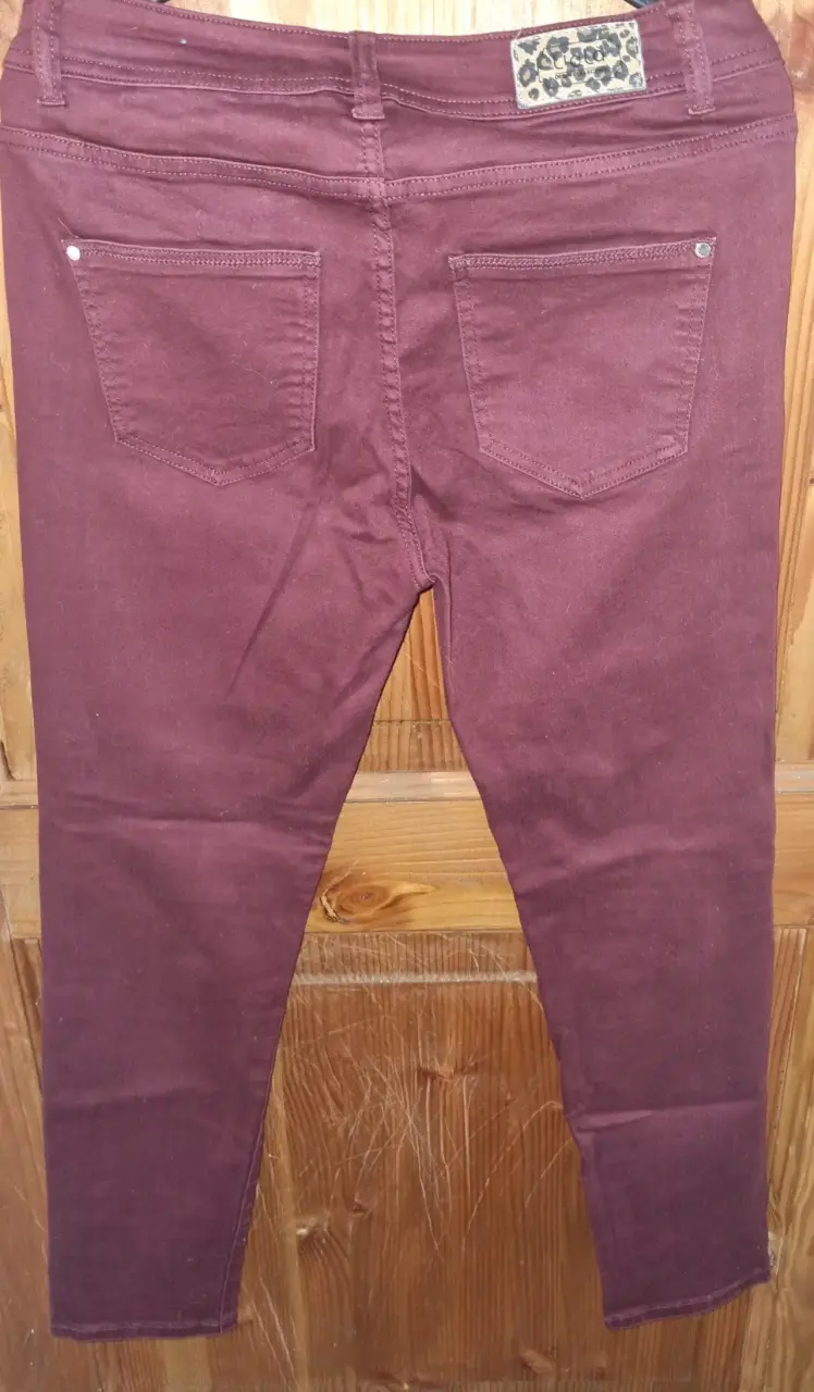 Pantalones burdeos Liola talla 40 - 2