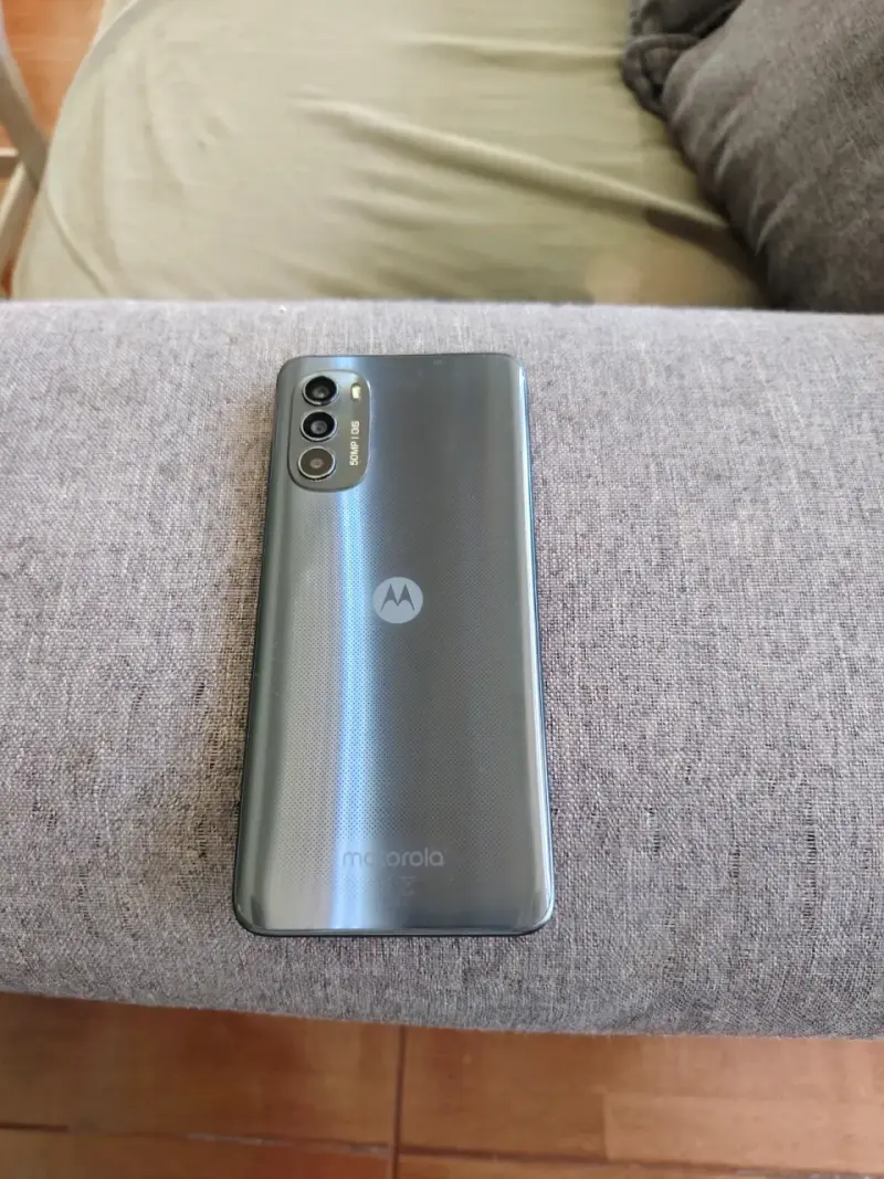 Celular Motorola G82 128GB 6GB RAM 6.5" - 4