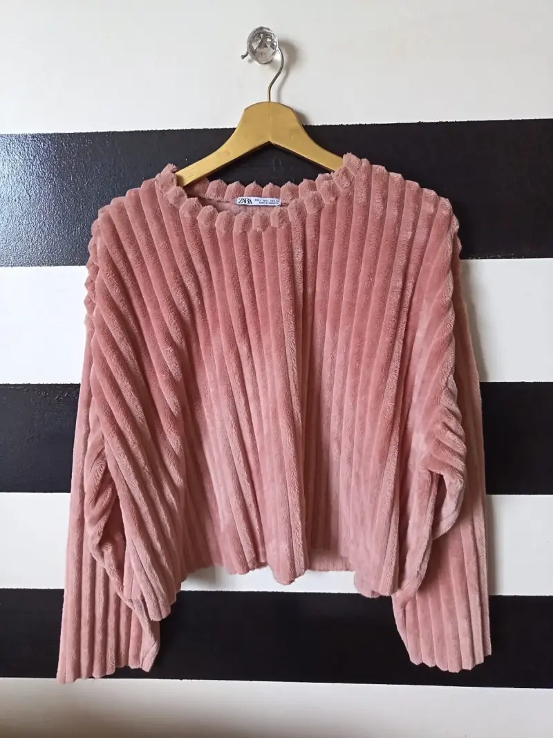 Suéter de felpa rosa Zara para mujer
