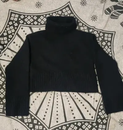 Suéter negro Zara de cuello alto para mujer - miniatura 2