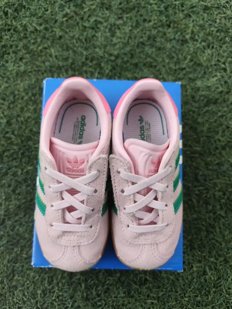 Zapatillas Adidas Gazelle para niños rosadas - 4