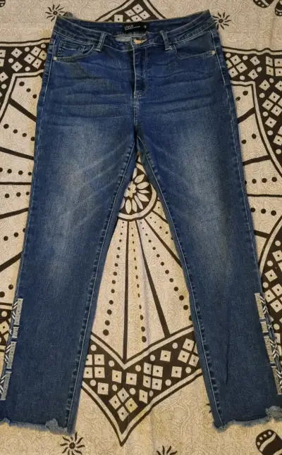 Jeans azul Liola talla 42 con diseño deshilachado - miniatura 1