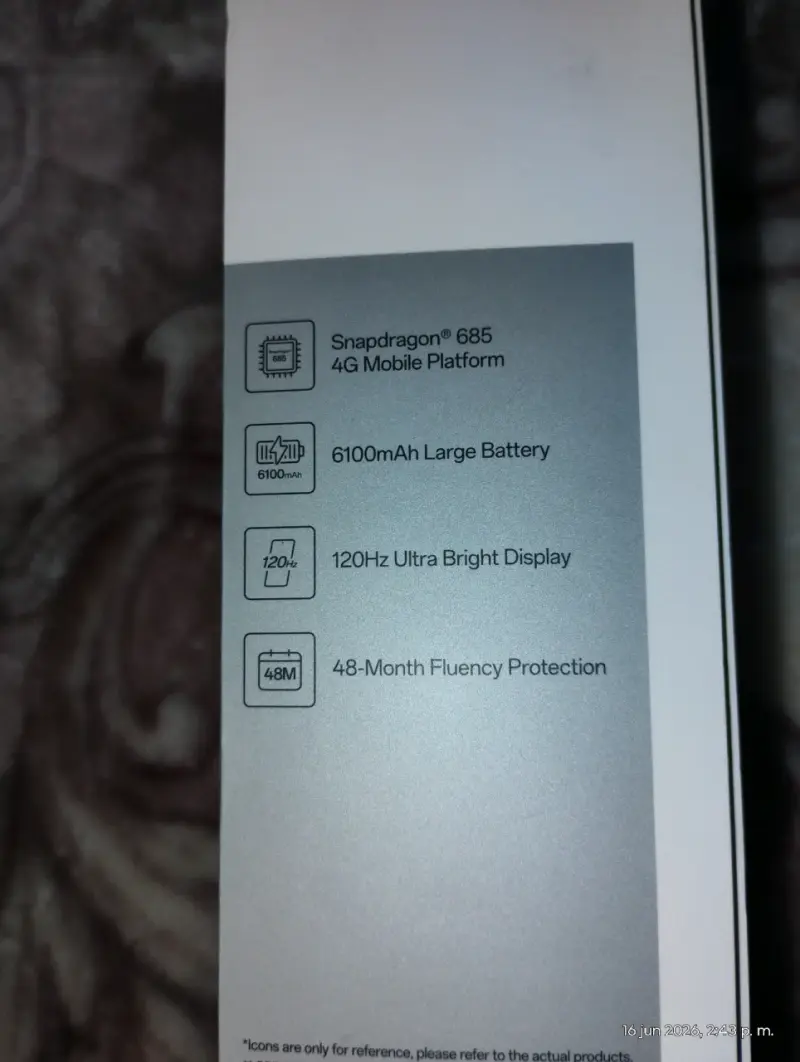Smartphone Oppo A6x con caja y accesorios - 2