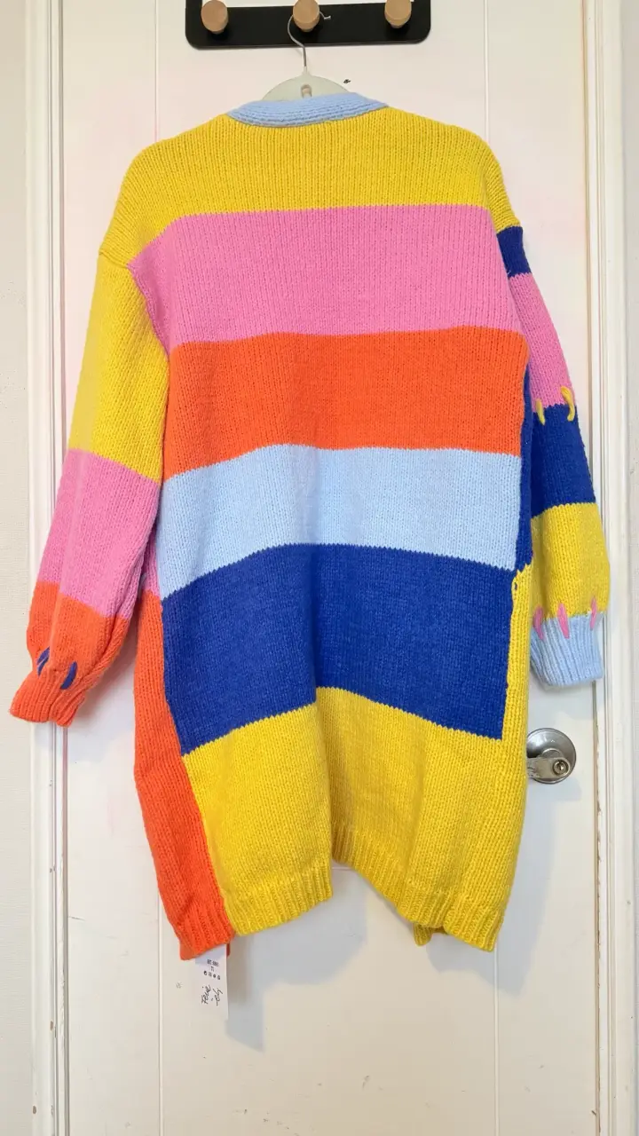Cardigan de lana multicolor con flores - 3