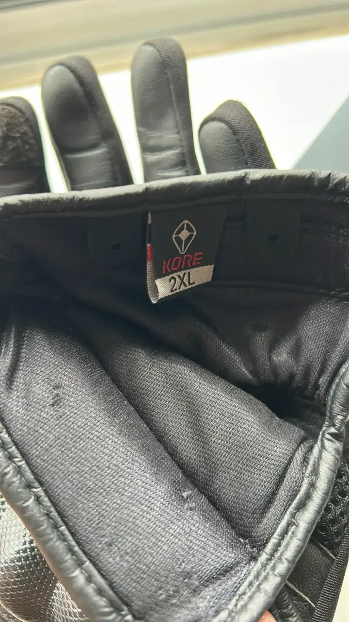 Guantes de moto negros marca Kore - 3