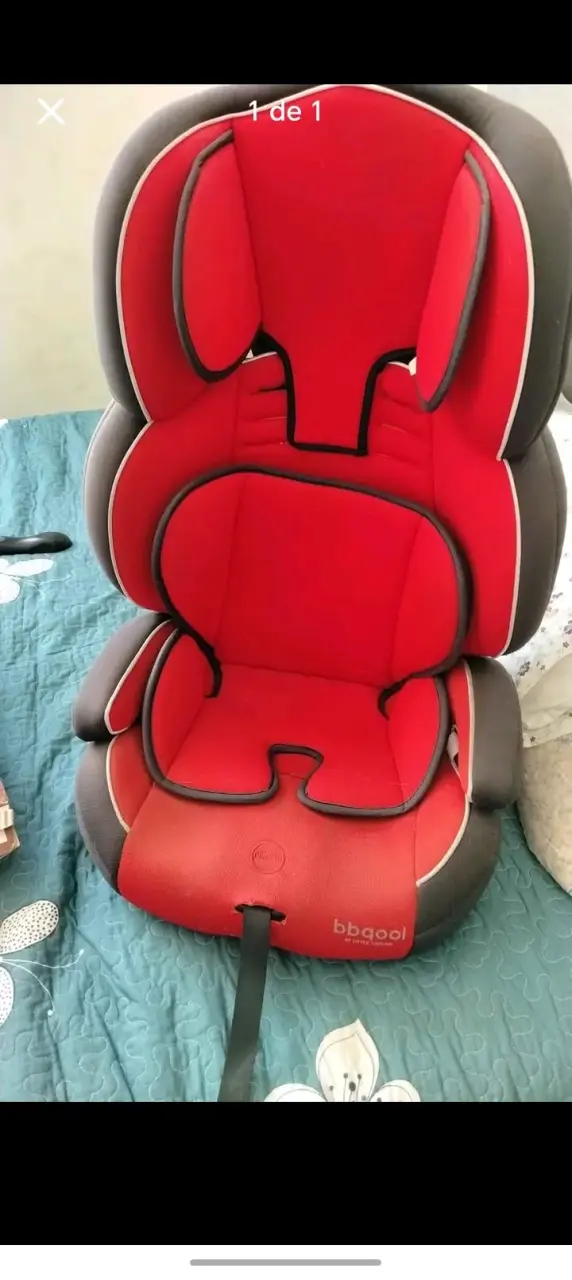 Silla de auto para niños roja Bbqool