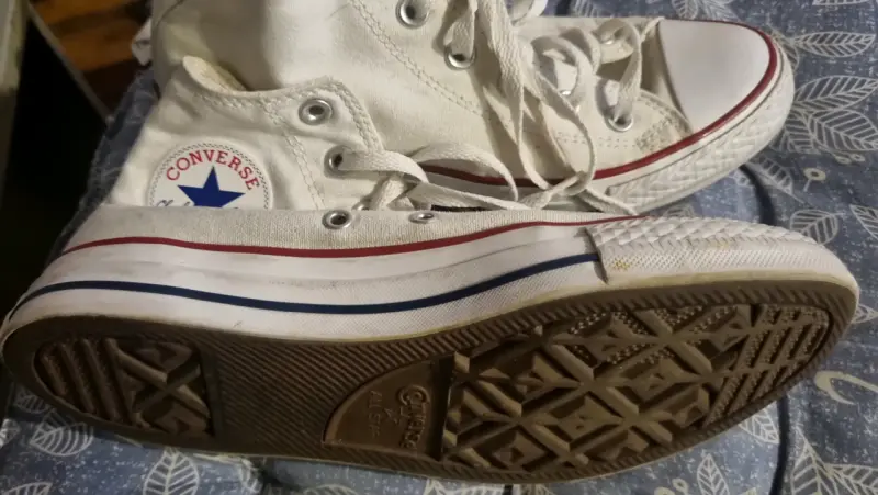 Zapatillas Converse Chuck Taylor blancas - 1