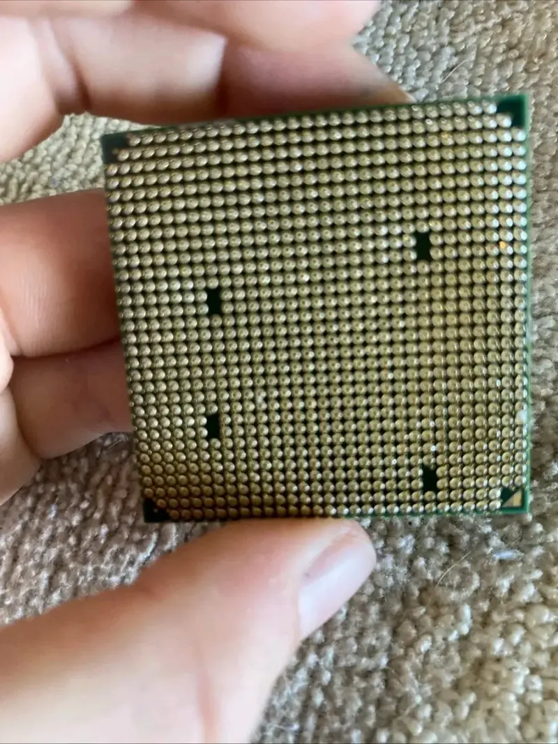 PROCESADOR AMD FX-4300 BLACK EDITION - 3