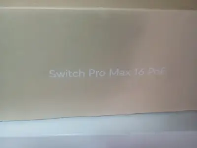 Switch Pro Max 16 PoE para redes - miniatura 1