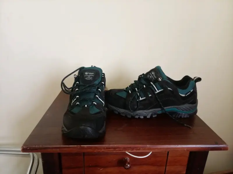 Zapatillas de trekking Lippi negras y verdes - 2