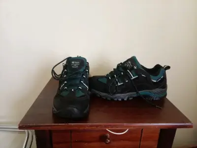 Zapatillas de trekking Lippi negras y verdes - miniatura 2