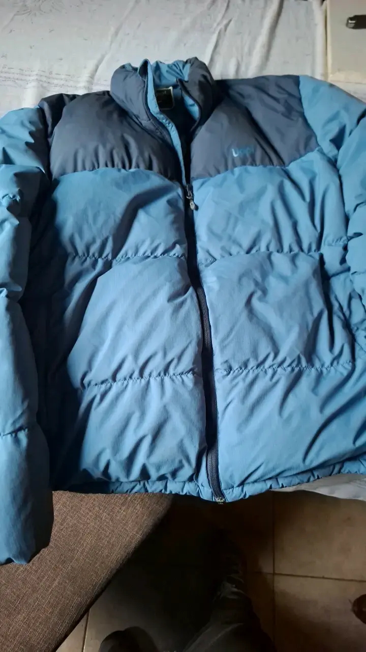 Chaqueta acolchada azul para invierno - 1