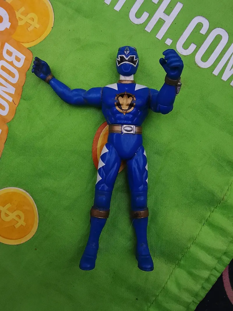 Figura de acción Power Ranger azul - 1