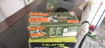 Esmeril angular Bauker con caja - miniatura 4