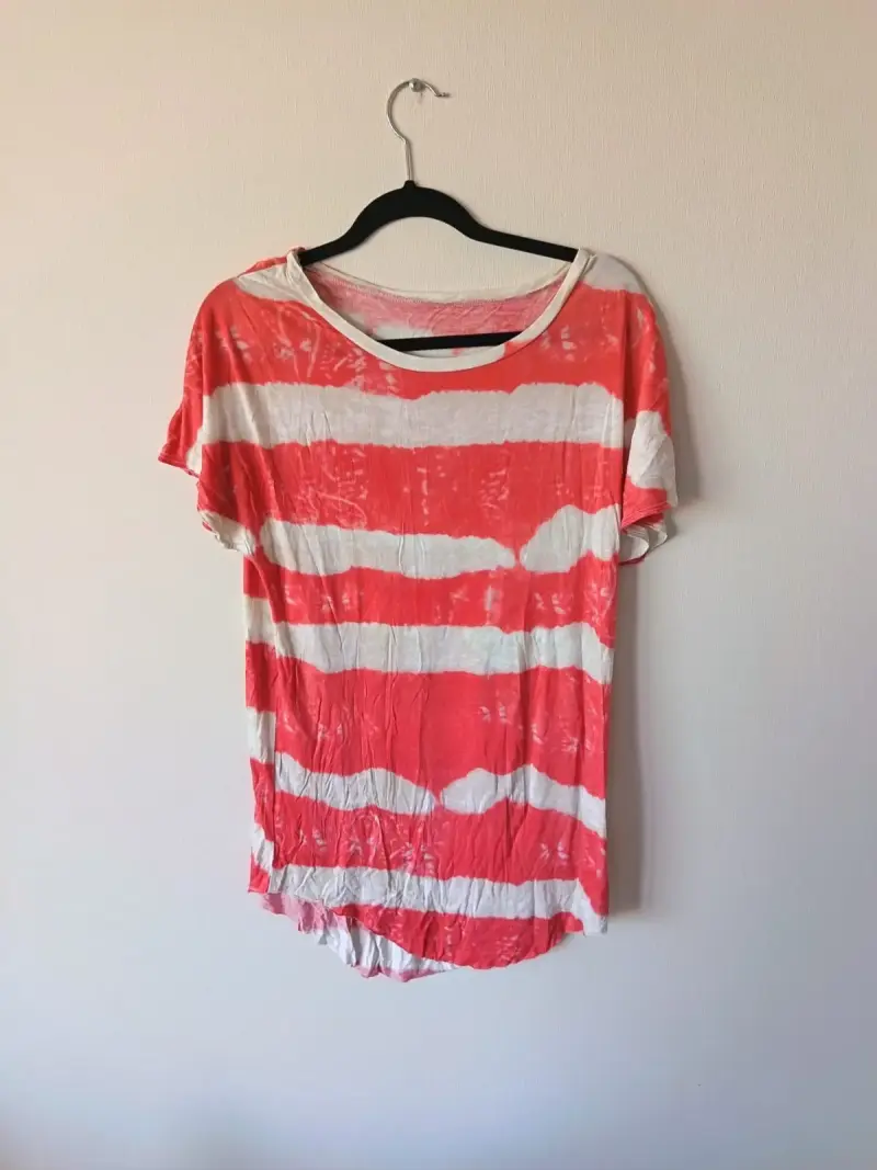 Polera natanjo y blanca
