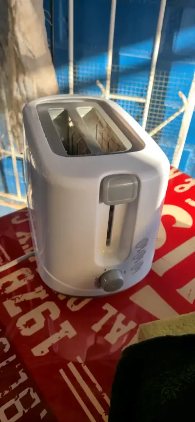 Tostadora Hyundai de dos ranuras - miniatura 5