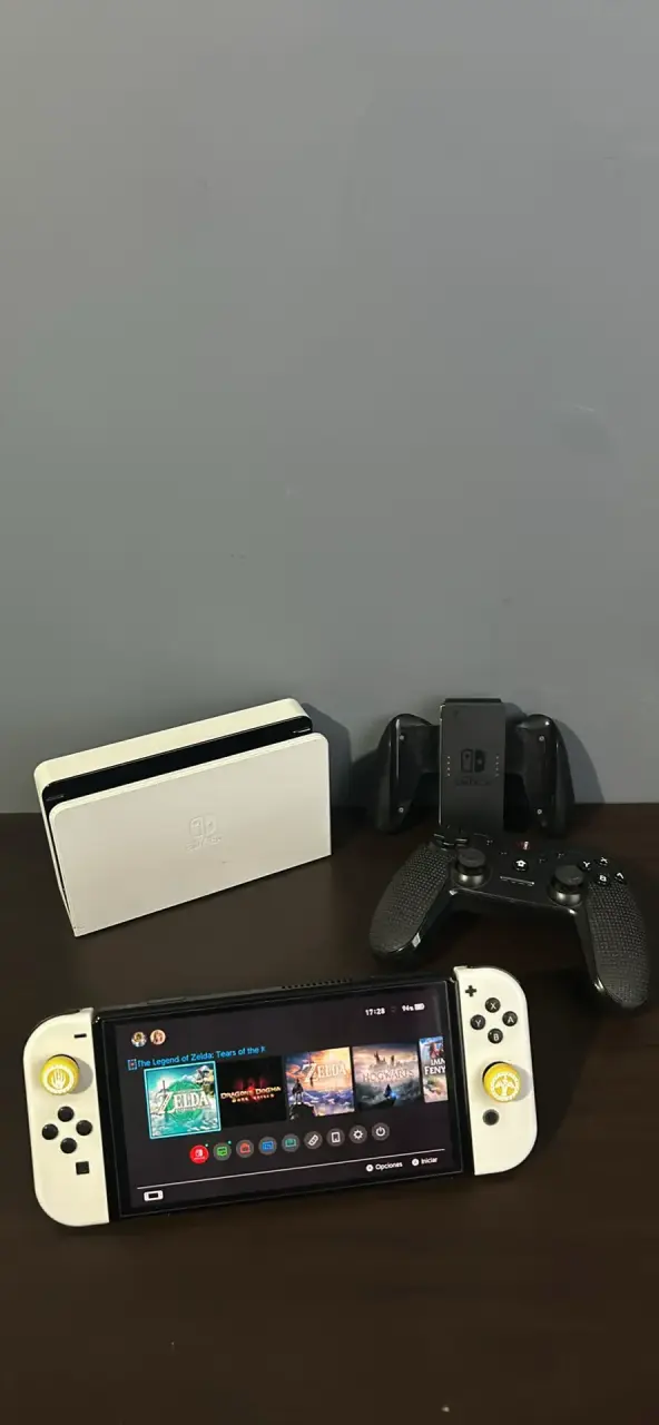 Consola Nintendo Switch OLED con accesorios - 1